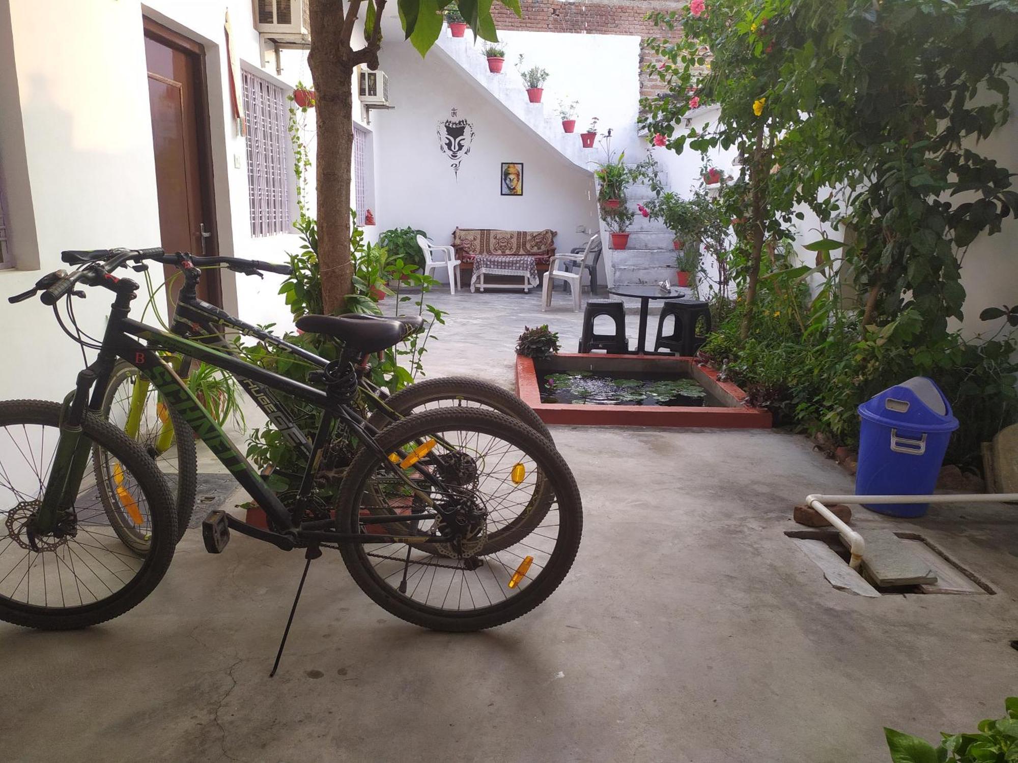 The Highvill Home Stay Khajurāho Extérieur photo