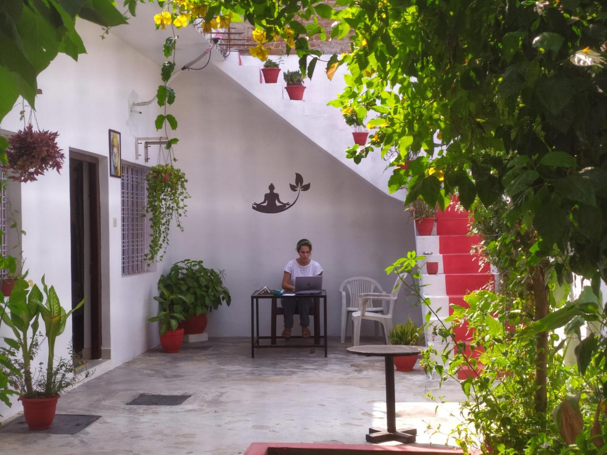 The Highvill Home Stay Khajurāho Extérieur photo