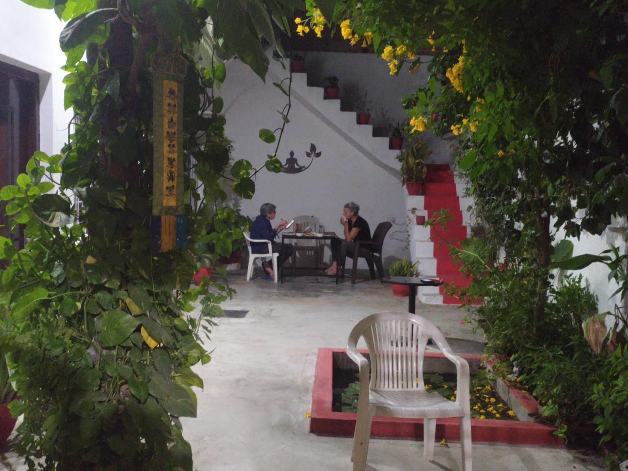 The Highvill Home Stay Khajurāho Extérieur photo