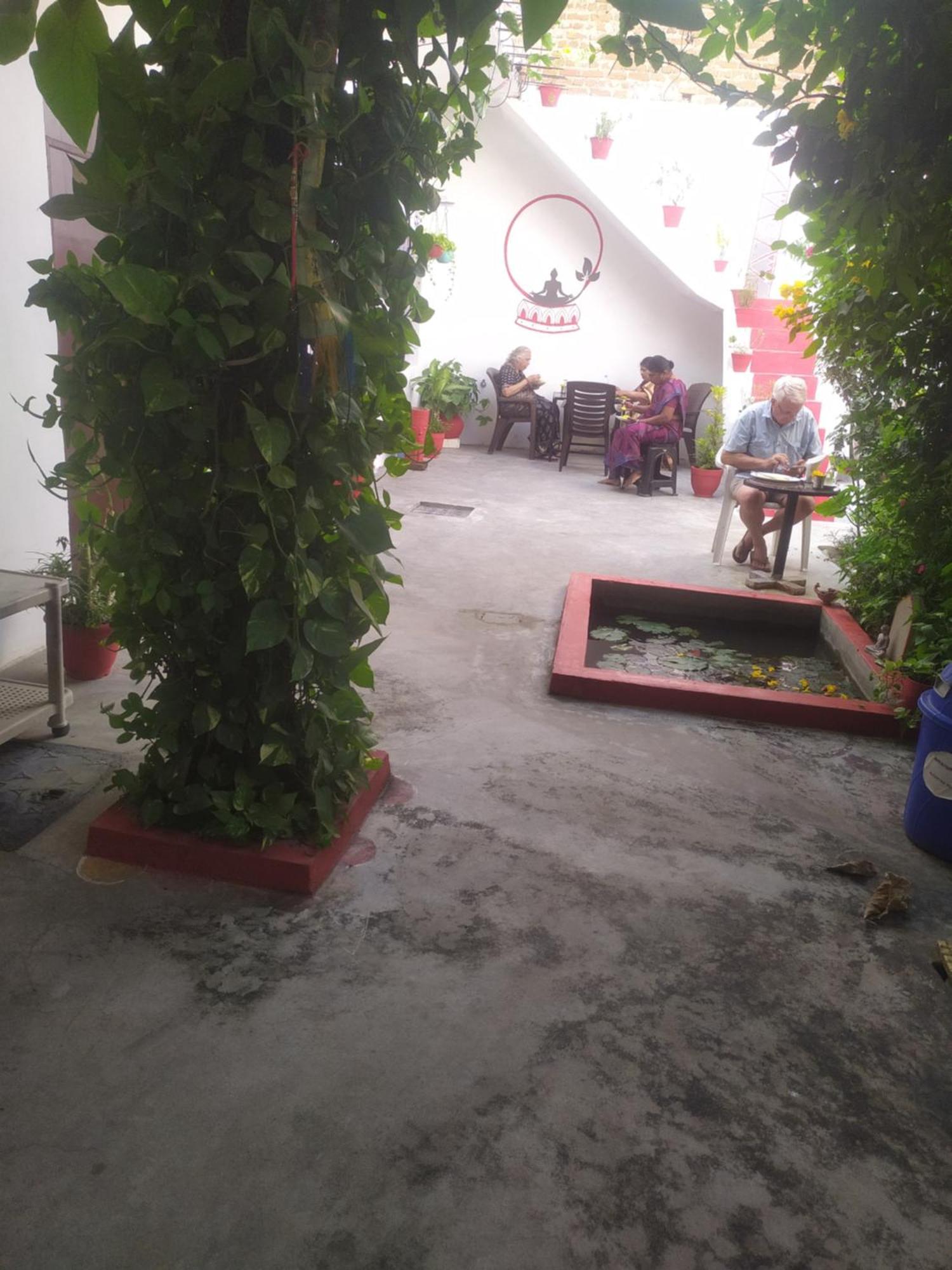 The Highvill Home Stay Khajurāho Extérieur photo