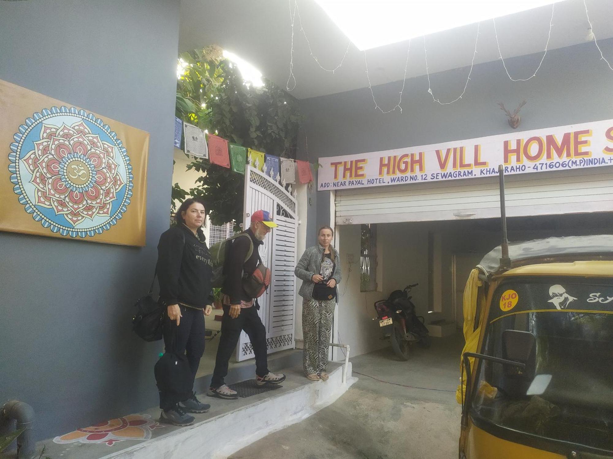 The Highvill Home Stay Khajurāho Extérieur photo