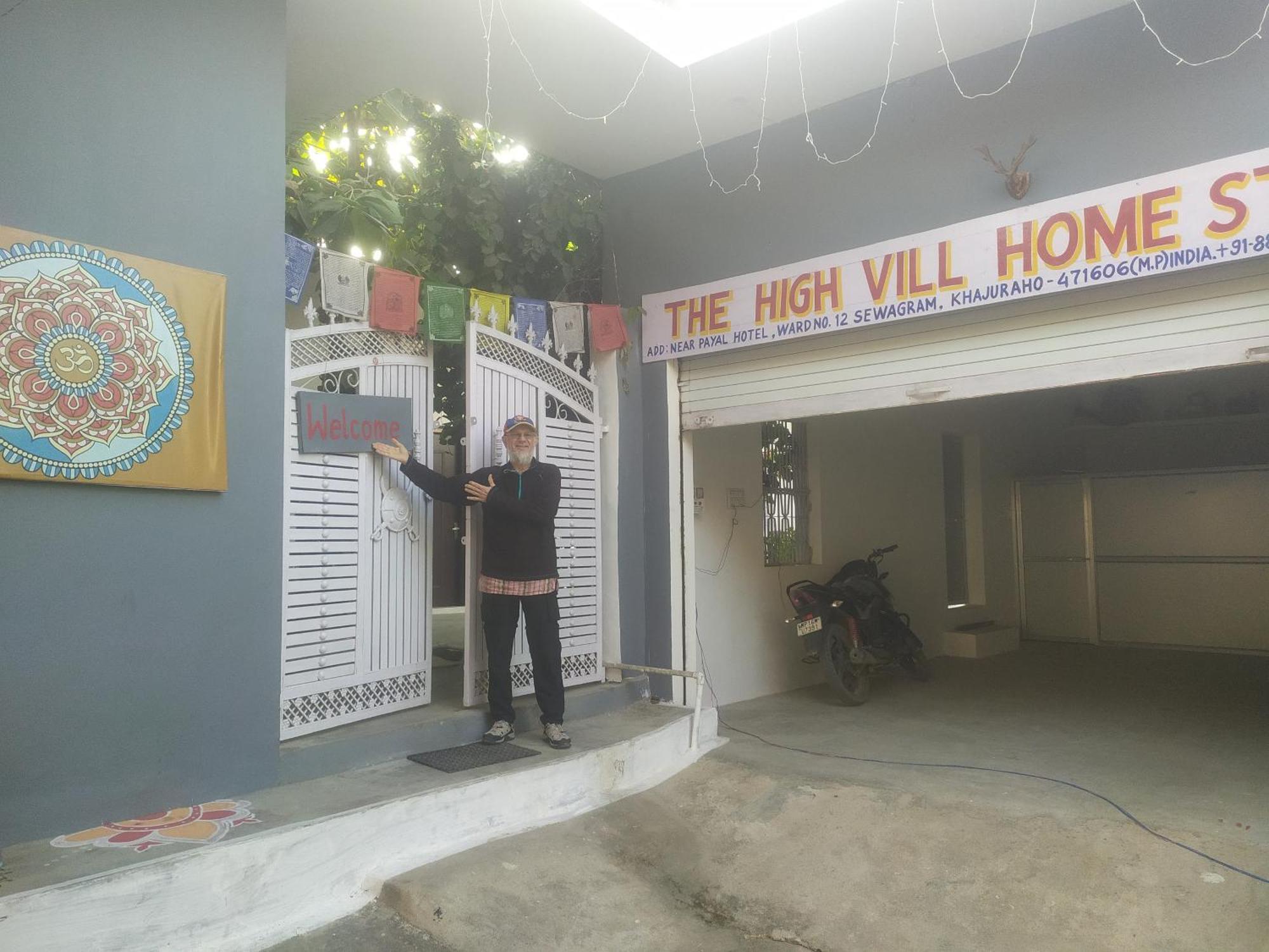 The Highvill Home Stay Khajurāho Extérieur photo
