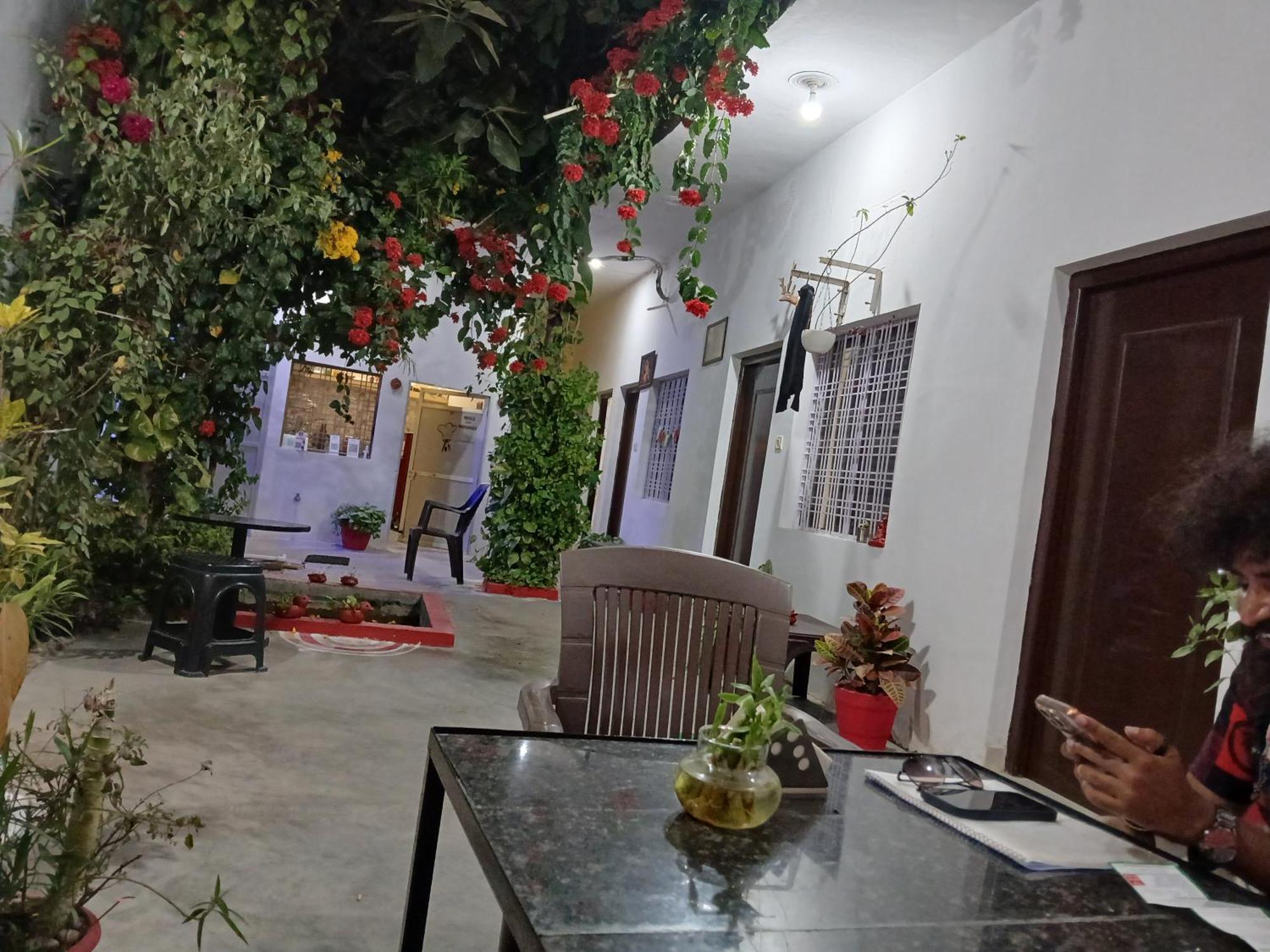 The Highvill Home Stay Khajurāho Extérieur photo