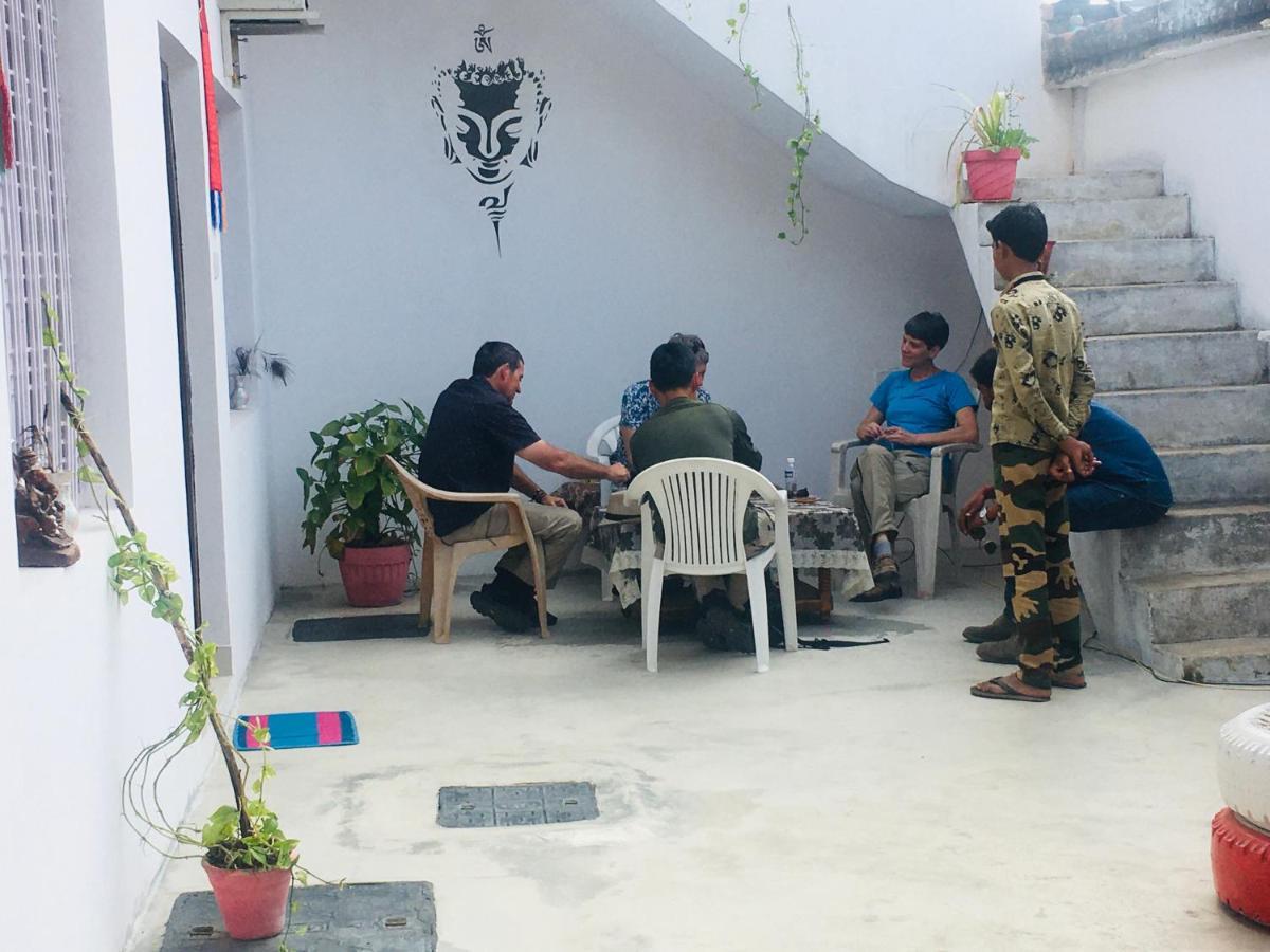 The Highvill Home Stay Khajurāho Extérieur photo
